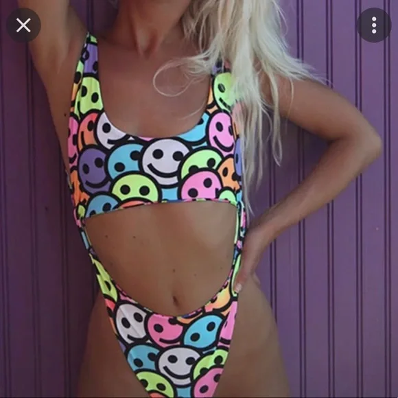 Shimmyshine Smiler One-Piece - Picture 1 of 3